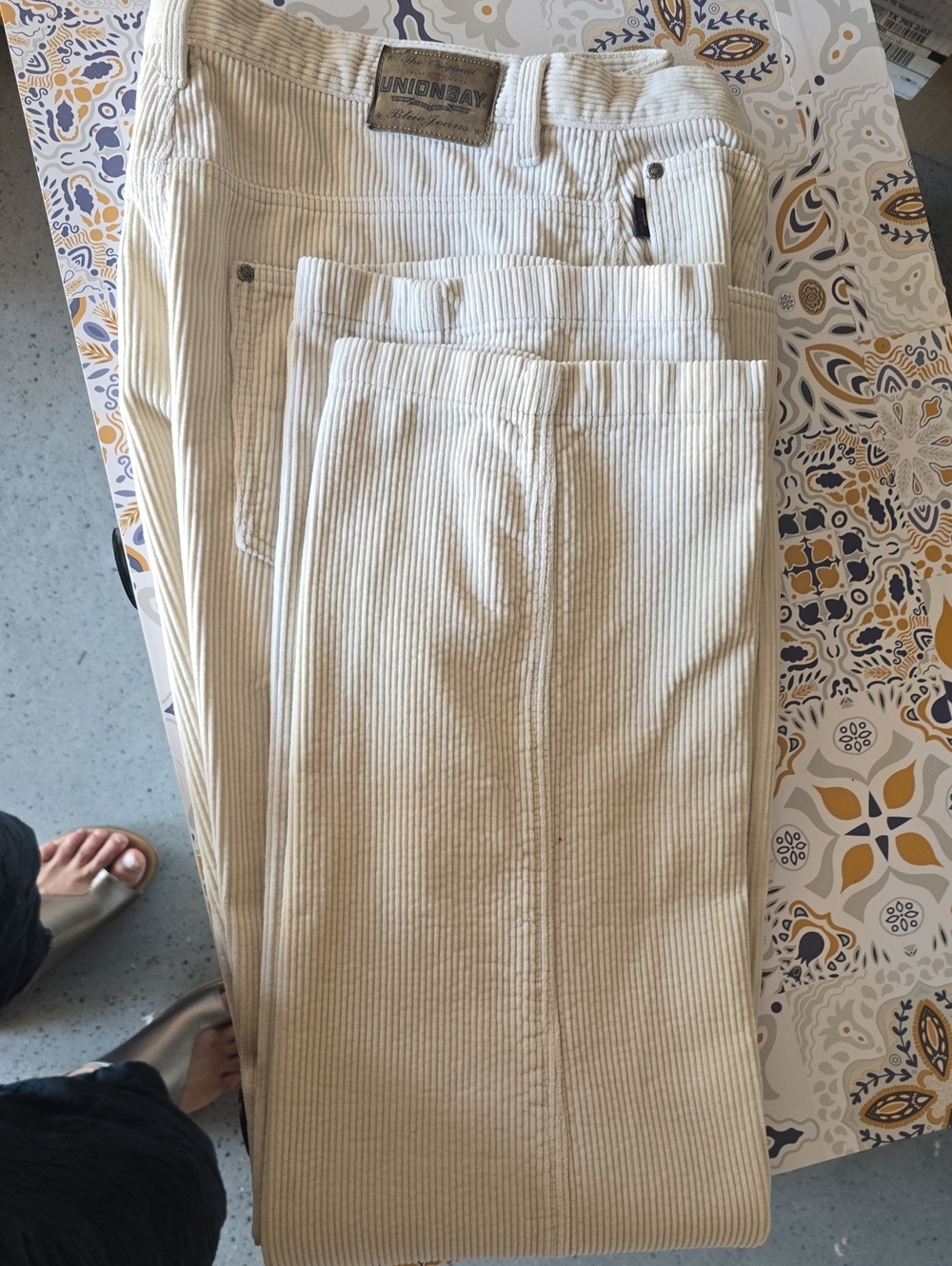 UNIONBAY Men’s Light Cream Corduroy Pants